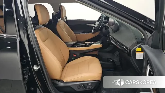 Kia EV6 2022 Черный из Кореи, фото 2