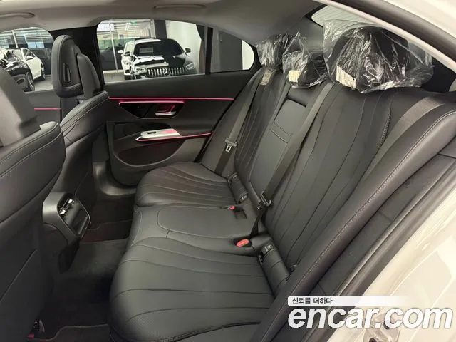 Mercedes-Benz E-Class W214 2024 Белый из Кореи, фото 2