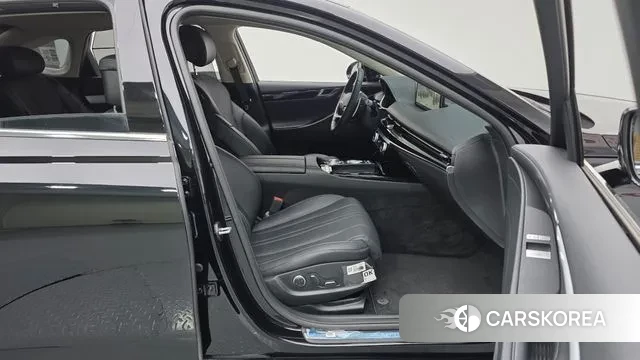 Genesis G80 (RG3) 2022 Черный из Кореи, фото 2