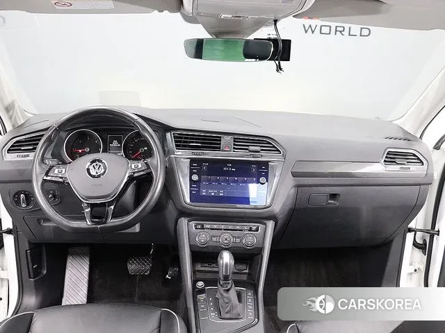 Volkswagen Tiguan second Generation 2020 Белый из Кореи, фото 2