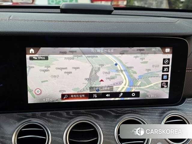 Mercedes-Benz E-Class W213 2021 Черный из Кореи, фото 2