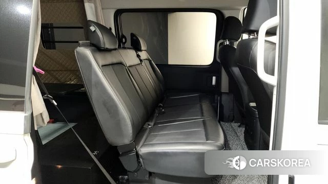 Hyundai Staria 2022 Белый из Кореи, фото 2