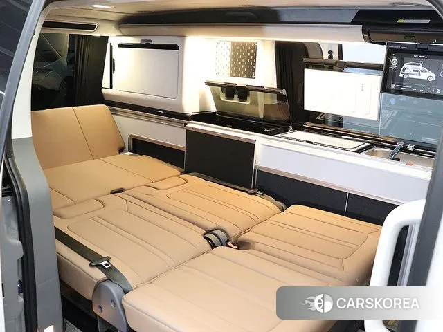 Hyundai Staria 2024 Белый из Кореи, фото 2