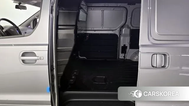 Hyundai Grand Starex 2018 Серебряный из Кореи, фото 2