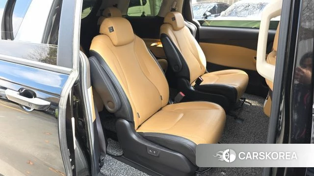 Kia Carnival 4th generation 2021 Черный из Кореи, фото 2