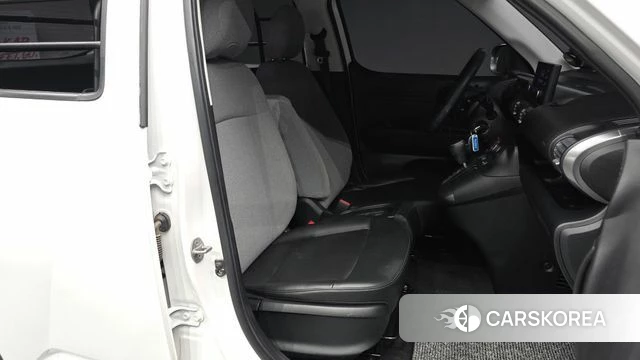 Hyundai Casper 2022 Белый из Кореи, фото 2