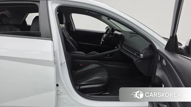 Hyundai Avante (CN7) 2021 Белый из Кореи, фото 2