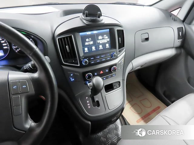 Hyundai The New Grand Starex 2020 Белый из Кореи, фото 2