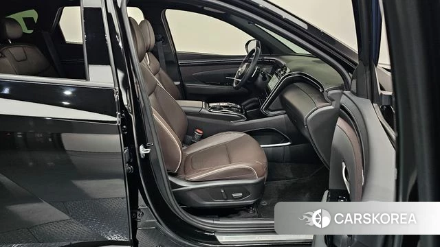 Hyundai Tucson (NX4) 2023 Черный из Кореи, фото 2