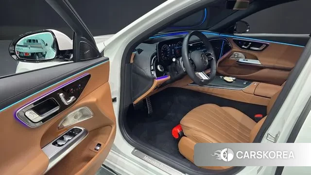 Mercedes-Benz E-Class W214 2025 Белый из Кореи, фото 2