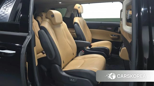 Kia Carnival 4th generation 2021 Черный из Кореи, фото 2