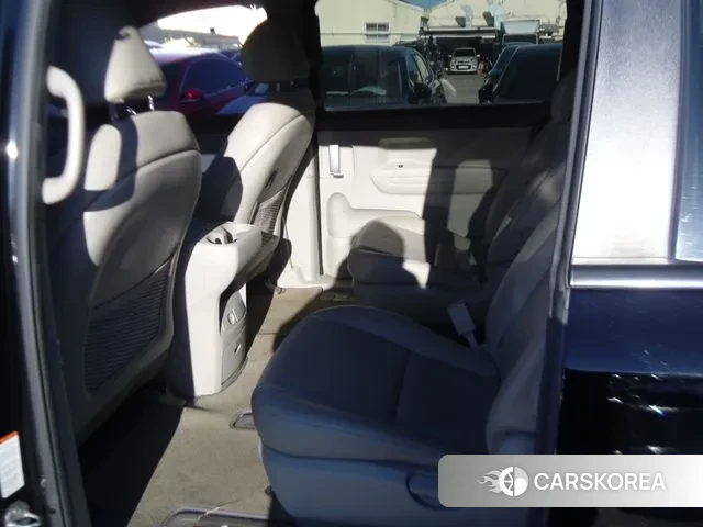 Kia The New Carnival 2018 Черный из Кореи, фото 2