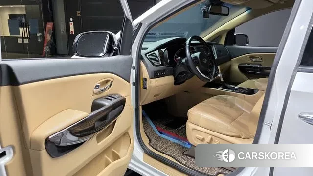 Kia The New Carnival 2018 Белый из Кореи, фото 2