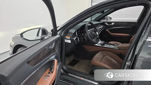 Audi A6 (C8) 2023 Серый из Кореи, фото 2