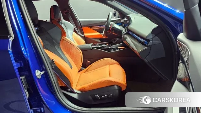 BMW M5 (G90) 2025 Синий из Кореи, фото 2