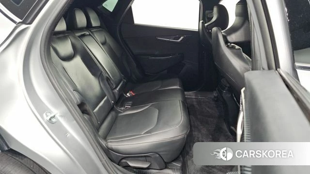 Kia EV6 2023 Серебристо-серый из Кореи, фото 2