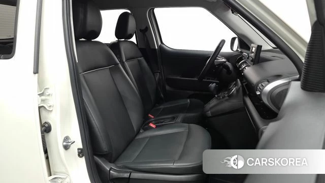 Hyundai Casper 2023 Белый из Кореи, фото 2