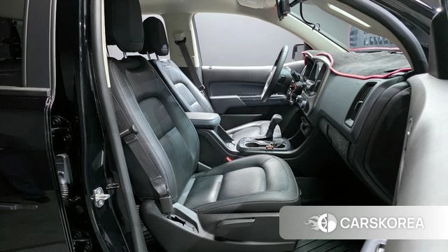 Chevrolet (GM Daewoo) Real New Colorado 2020 Черный из Кореи, фото 2