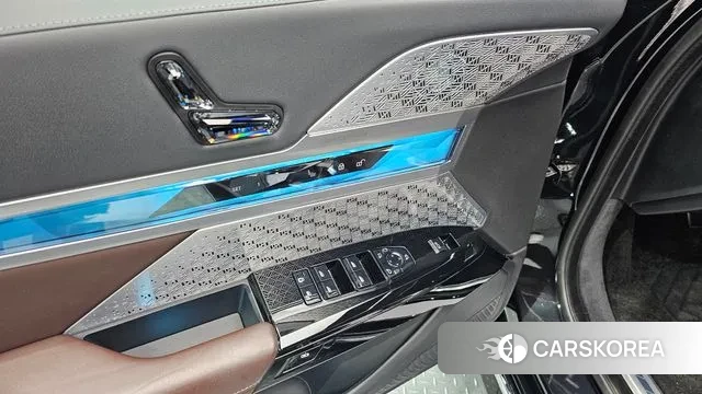 BMW i7 (G70) 2023 Черный из Кореи, фото 2