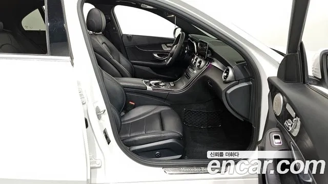 Mercedes-Benz C-Class W205 2019 Белый из Кореи, фото 2