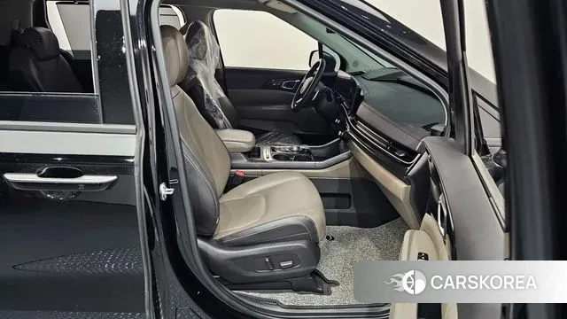 Kia The New Carnival 4th Generation 2024 Черный из Кореи, фото 2