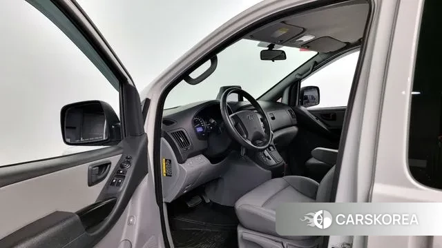 Hyundai The New Grand Starex 2019 Белый из Кореи, фото 2