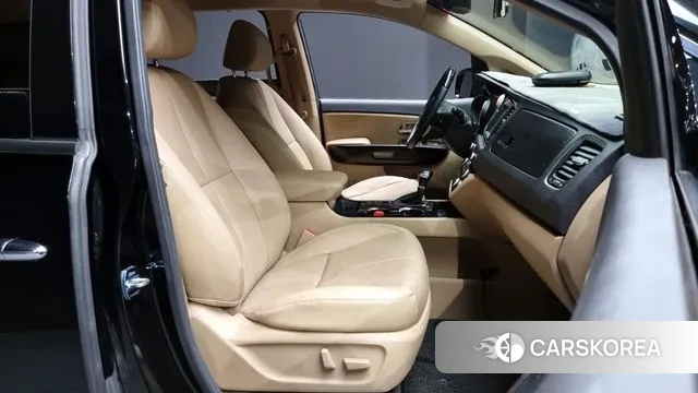 Kia The New Carnival 2018 Черный из Кореи, фото 2