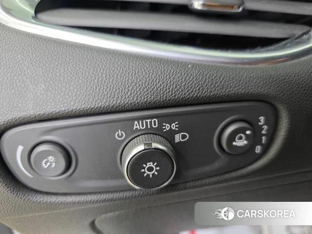 Chevrolet (GM Daewoo) All New Malibu 2018 Белый из Кореи, фото 2
