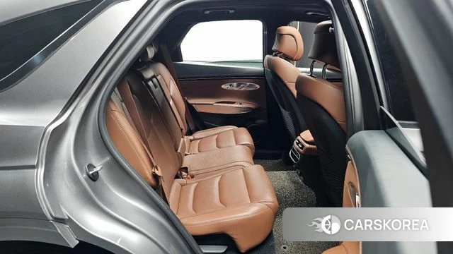 Genesis GV70 2021 Серебряный из Кореи, фото 2