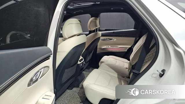 Genesis Electrified GV70 2022 Белый из Кореи, фото 2