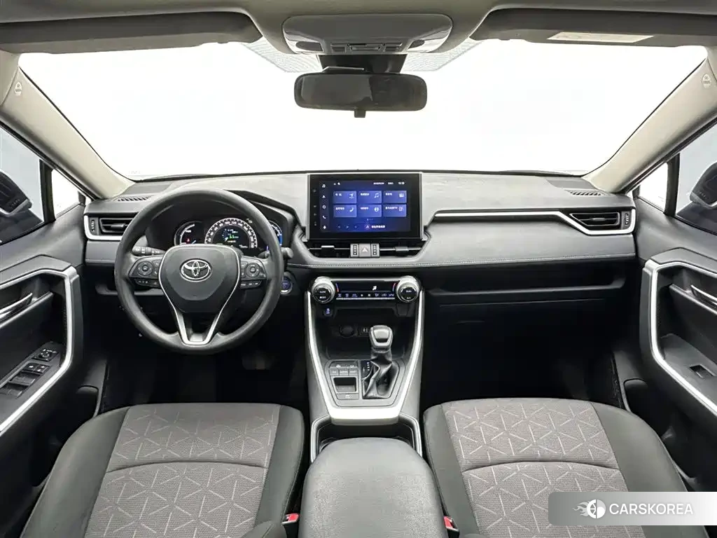 Toyota RAV4 2023 Белый из Китая, фото 2