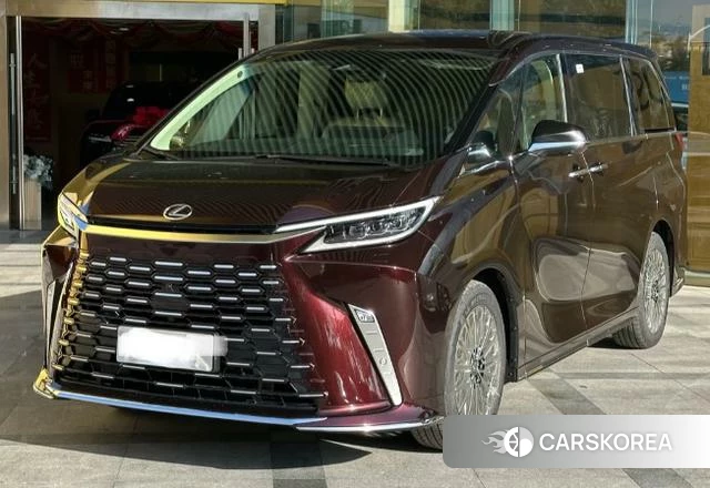 Lexus LM 2026 Красный из Китая, фото 2