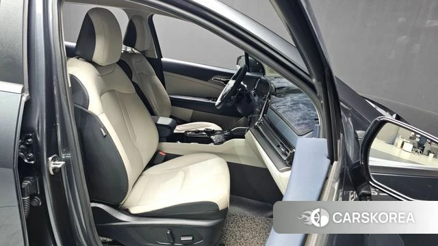 Kia Sportage 5th Generation 2023 Серый из Кореи, фото 2