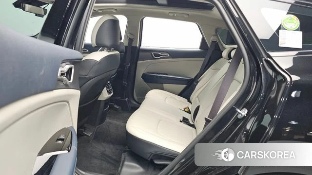 Kia Sportage 5th Generation 2021 Черный из Кореи, фото 2