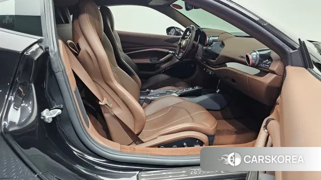 Ferrari F8 Tributo 2021 Черный из Кореи, фото 2