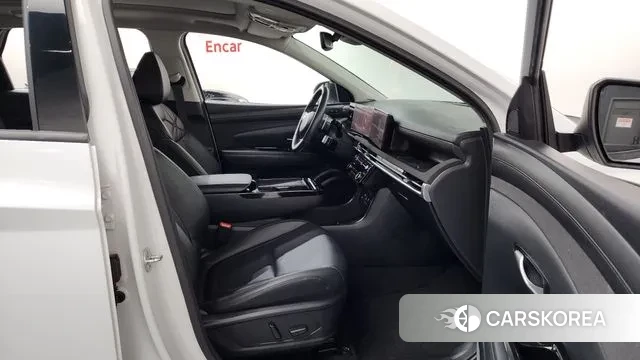 Hyundai The New Tucson (NX4) 2024 Белый из Кореи, фото 2