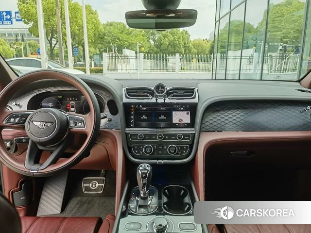 Bentley Tim Yue 2023 Черный из Китая, фото 2