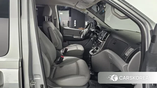 Hyundai The New Grand Starex 2019 Серебряный из Кореи, фото 2