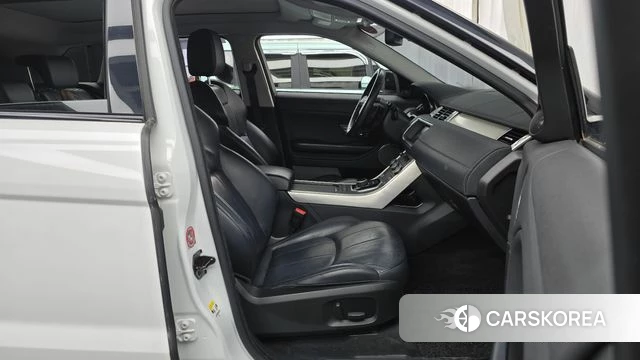 Land Rover Range Rover Evoque 2018 Белый из Кореи, фото 2
