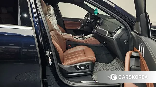 BMW X6 (G06) 2021 Черный из Кореи, фото 2