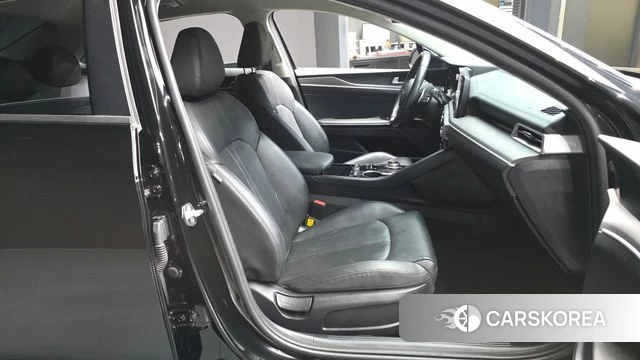 Kia K5 3rd generation 2022 Черный из Кореи, фото 2