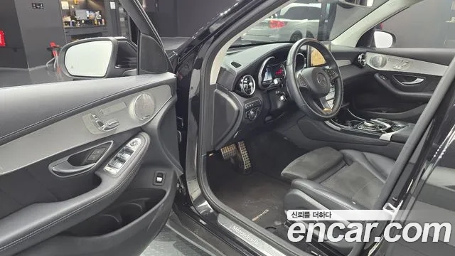 Mercedes-Benz GLC-Class X253 2018 Черный из Кореи, фото 2