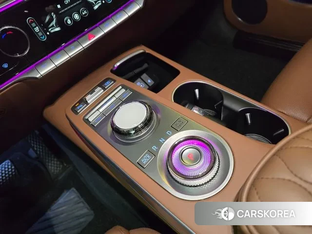 Genesis GV70 2023 Красный из Кореи, фото 2