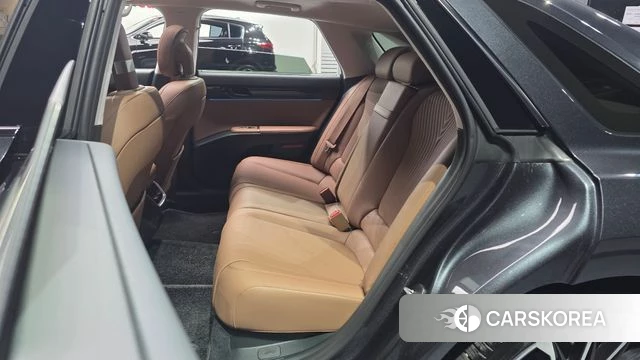 Hyundai Grandeur (GN7) 2023 Серый из Кореи, фото 2