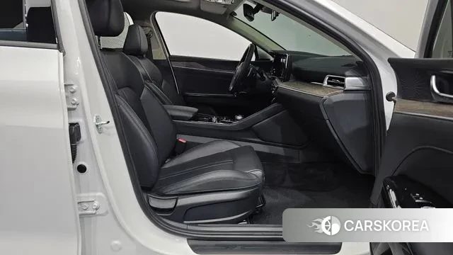 Kia K5 3rd generation 2023 Белый из Кореи, фото 2