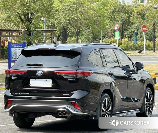 Toyota Crown Lufang 2022 Черный из Китая, фото 2