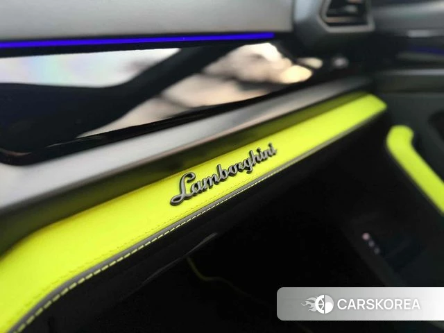 Lamborghini Urus 2026 Черный из Кореи, фото 2