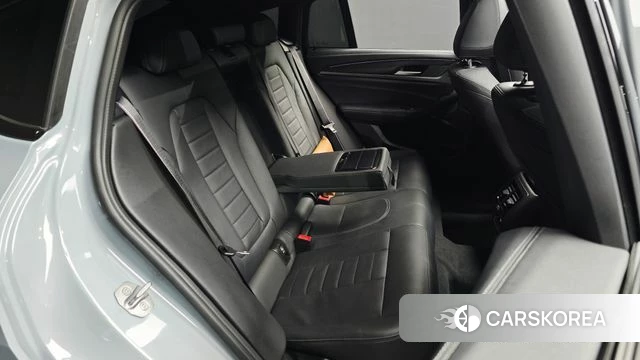 BMW X4 (G02) 2022 Серебристо-серый из Кореи, фото 2
