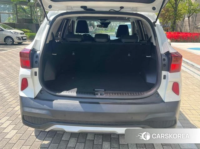 Kia Seltos 2021 Белый из Кореи, фото 2