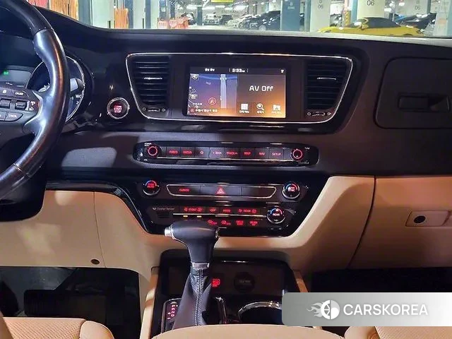 Kia The New Carnival 2018 Черный из Кореи, фото 2